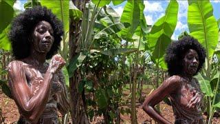 Unbelievable‼️African Village Girls Bathing Village life