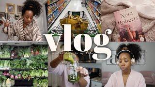 vlog | new hair, reading sprints, store runs, new makeup, strawberry matcha, unboxings, & more!