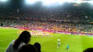 EUFA EURO 2012 Mascot Dance