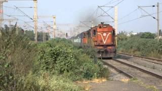 Alco twins show extreme aggression! 17017 RAJKOT - SECUNDERABAD Express...Indian Railways!