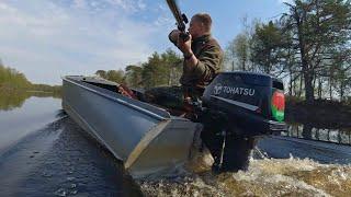 ВСТРЕТИЛ МЕДВЕДЕЙ.12 ЧАСОВ НА РЕКЕ. ОБКАТЫВАЮ НОВЫЙ МОТОР Tohatsu M18E2. ЛОДКА КАЗАНКА И ТОХАТСУ 18.