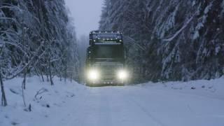 Volvo Trucks   I shift with crawler gears gets this timber truck up snowy and icy hills