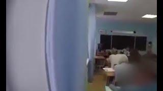 Подросток на глазах учителя забрался на подоконник и прыгнул вниз