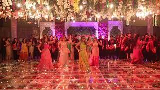 Best Mehndi Dance || Pakistani Wedding || Best Wedding |