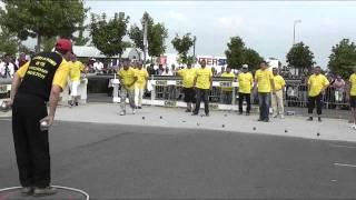 Pétanque : 1.000 boules dans l'heure à Dreux avec Christian Fazzino