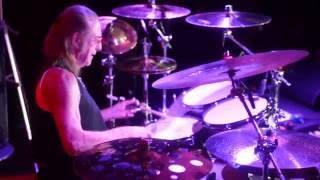 Foghat drummer Roger Earl Drum Solo @ BB King Club