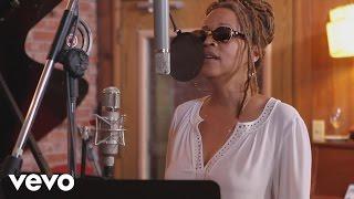 Cassandra Wilson - Don't Explain (Performance Video)