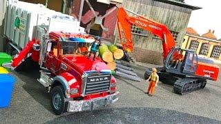 Bruder GARBAGE Truck Toy Action Jack Plays!