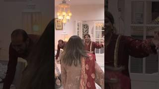 Shaadi vibes #shortsvideo #desi #pakistani #shaadi #mehndi #mubarak #shorts #indian #viral