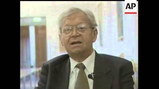 FILE Former New Zealand Prime Minister David Lange dies