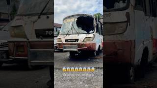 Bertemu Berbagai Mobil Van Tua Rusak Angker tak terpakai  Upin Ipin Van Balik Kampung 