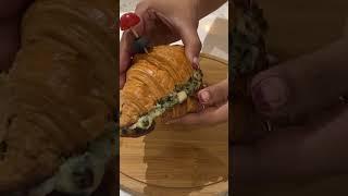 Cottage cheese palak croissant 