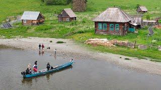 Life in remote villages of Altai mountains. Life in Russia Today. Full film