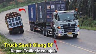 Truck Sawit Oleng Di Depan Trailer Menanjak.Akhir Tahun Di Tanjakan Bukit Kodok,Truk Trailer Nanjak.