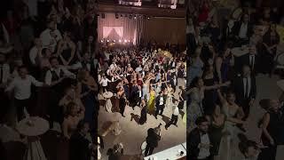 Wedding Guests Surprise Bride With ABBA Flashmob