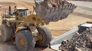 Huge Caterpillar 994 Wheel Loader 215 Tons Loading Caterpillar 777F Dumpers - Samaras Mining Group