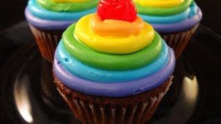 Rainbow Frosted Chocolate Cupcakes (collaboration with CookingAndCrafting) -with yoyomax12