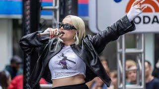 Kim Petras - Alone (live from the today show)