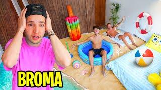 CONSTRUI UNA PLAYA EN EL CUARTO DE MI AMIGO! *broma pesada*