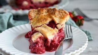 Discover the Best Gluten-Free Strawberry Rhubarb Pie!