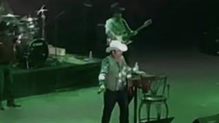 El Rey de mil Coronas - Lalo Mora en VIVO