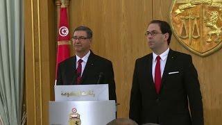 Le nouveau gouvernement tunisien prend ses fonctions