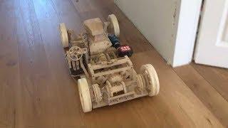 Guy Creates Working Model Car From Wood