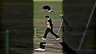 Wasim Akram Bowling with Old Ball 