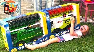 BRUDER TOYS Traktor  Combine harvester - Live UNBOXING  | Kids videos |