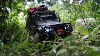 Scale RC crawler is the BEST RC! 1/10 Scale RC Crawler Traxxas Defender