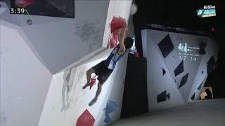 Tomoa Narasaki best climbs and dynos in IFSC competitions