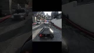 WHEN YOU TRY TO HELP THE COPS IN GTA 5 #gta5 #gamingvideos #shortvideo #shorts