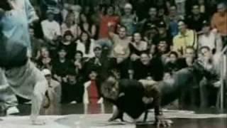 BREAK DANCE!!! bboy junior vs bboy physicx THE BEST