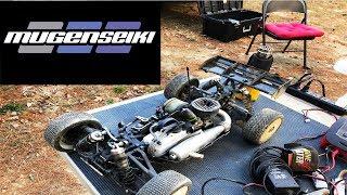 1st run/Track day with the Mugen mbx8t truggy & mbx8 worlds edition buggy