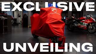 UNVEILING THE *NEW* 2025 PANIGALE V4S (w/ Carbon Fiber Parts + Accessories) | Ducati Newport Beach