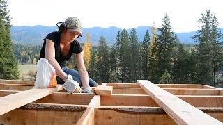 Living off the Grid: SHORT FILM - Young Couple Starts Off Grid Homestead