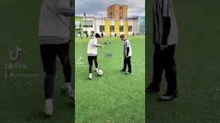 Лёгкий финт #footballfreestyle #shorts #soccer #футбол