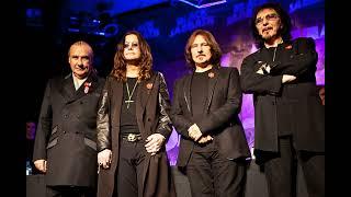 Ozzy Osbourne Wants Black Sabbath to Reunite for His Final Show