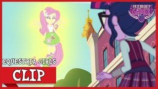 Fluttershy Shows Her Kindness | MLP: Equestria Girls | Friendship Games! [HD]