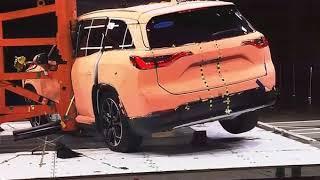 NIO ES8 Side Pole Crash Test