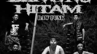 Benang hitam - punk not dead