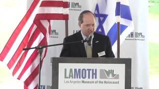 E. Randol Schoenberg at LAMOTH Yom HaShoah 2013