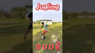 SKILL JUGLING Like Pro 2 Oleh Budi #skills #jugling #sepakbola #football #makeba #psirfc #fyp #viral