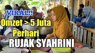 VIRAL!! MIRIP SYAHRINI, PENJUAL RUJAK INI MERAUP OMSET DIATAS 5 JUTA PERHARI #rujak