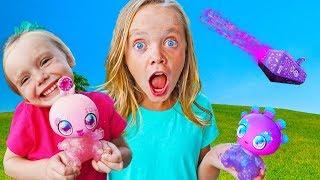 Goo Goo Galaxy Surprise Landing! Kids Fun TV!