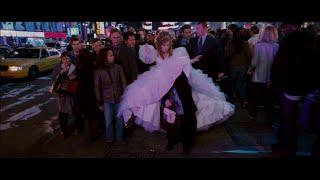 Giselle lost in NYC but its just scenes she is in frame - Enchanted (2007)