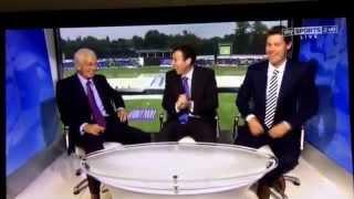 Cricket studio collapsing. Sky TV. David Gower & co.