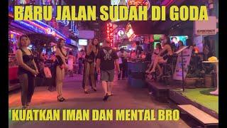 Jalan Jalan malam / NIght Walk in SOI Cowboy BANGKOK Thailand