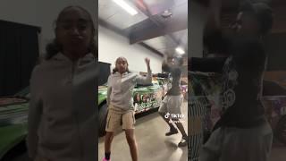 Jayah and Tjayy ate |Tommy the clown| Tsquad|Tommy squad |Jayah and Tjay #tsquad #dance #tommy