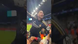 Jude celebrating with Real Madrid fans last night. Iconic  #UCL